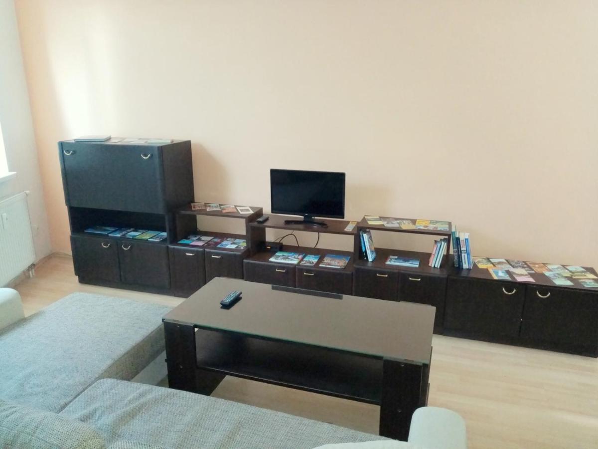 Apartment Odeon Мост Екстер'єр фото